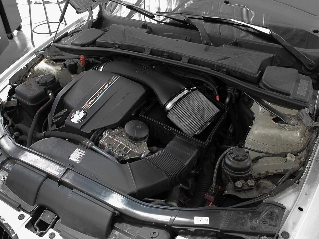 aFe Magnum FORCE Stage-2 Pro Dry S Cold Air Intake – BMW 135i / 335i (E8x / E9x, N55) - 51-31912