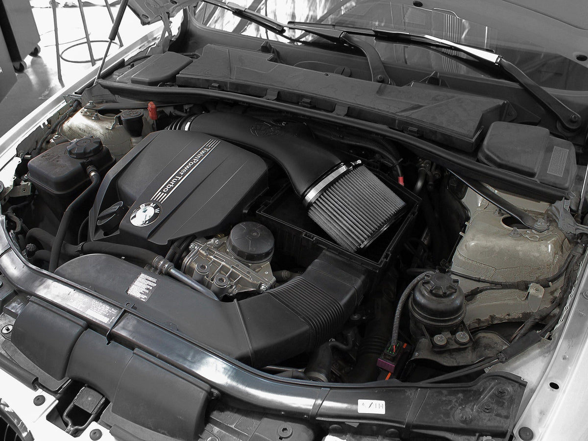 aFe Magnum FORCE Stage-2 Pro Dry S Cold Air Intake – BMW 135i / 335i (E8x / E9x, N55) - 51-31912