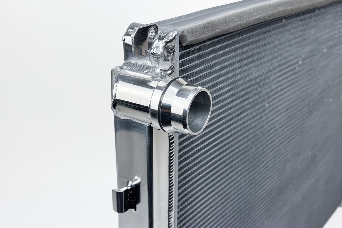 CSF #7226 all-aluminum radiator for BMW G-Series (view 2)