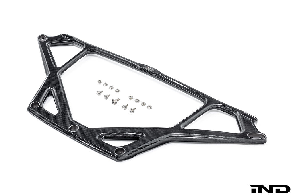 Eventuri G8x gloss carbon strut brace