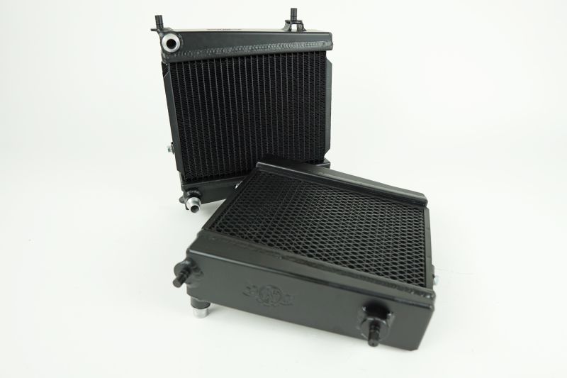 CSF #8179 high-performance auxiliary radiator for BMW G-Series (view 3)