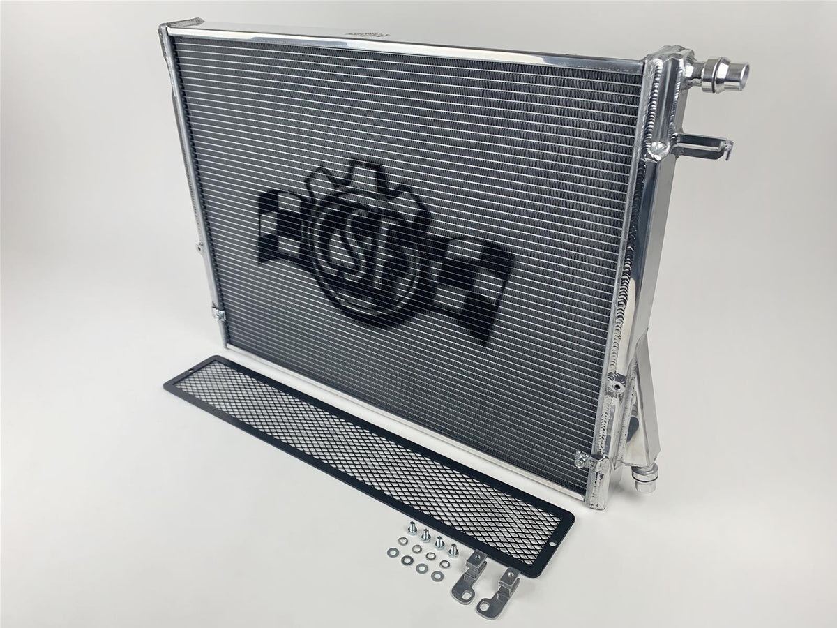 CSF #8154 high-performance heat exchanger for BMW G-Series