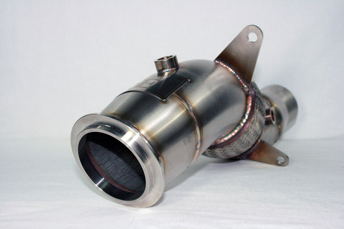 Evolution Racewerks Sports Series 4" High Flow Catted Downpipe – BMW N55 (F10 / F06 / F12 / F13 / F01) (view 3)